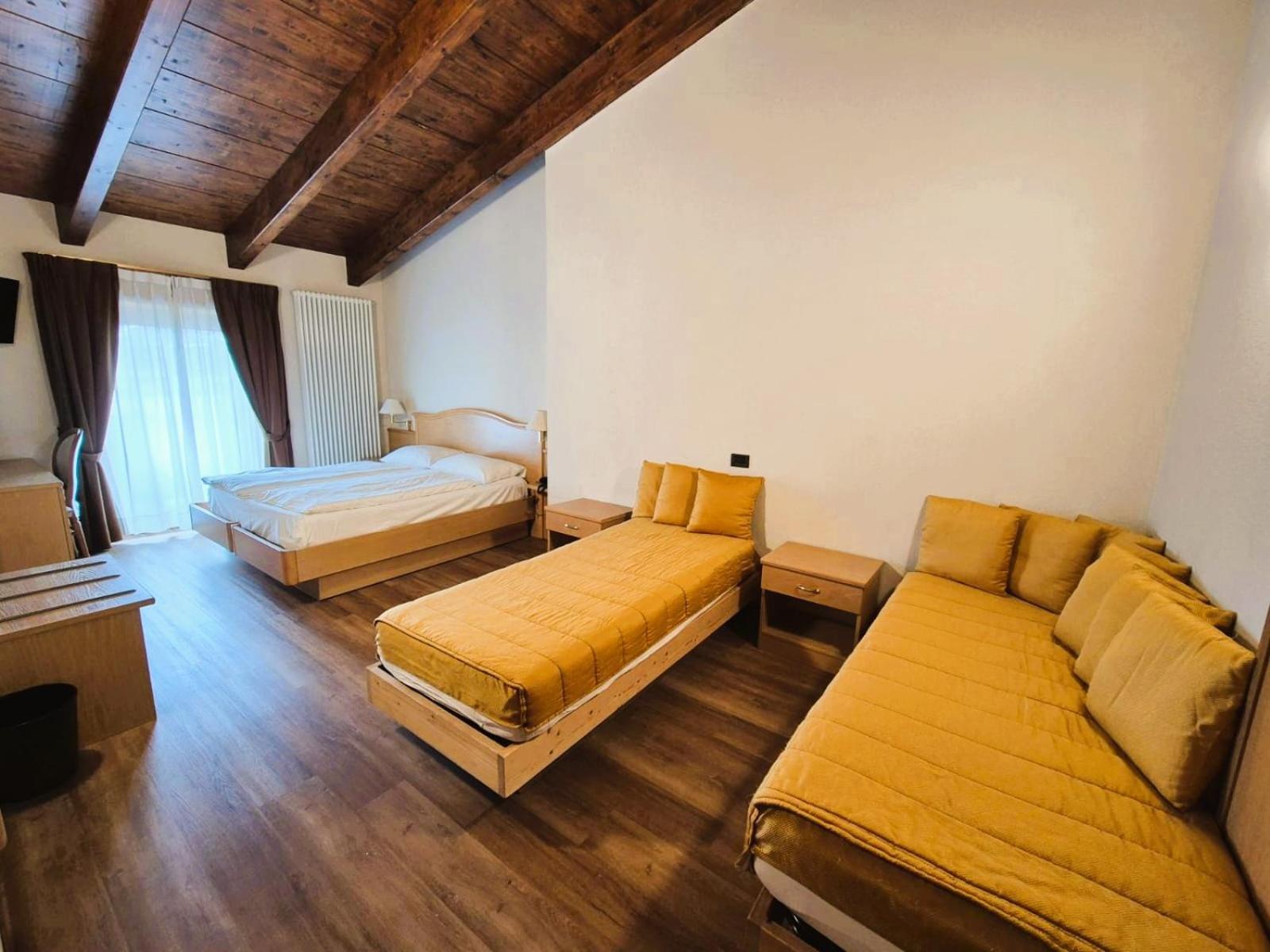 Hotel Angelica Livigno Eksteriør billede